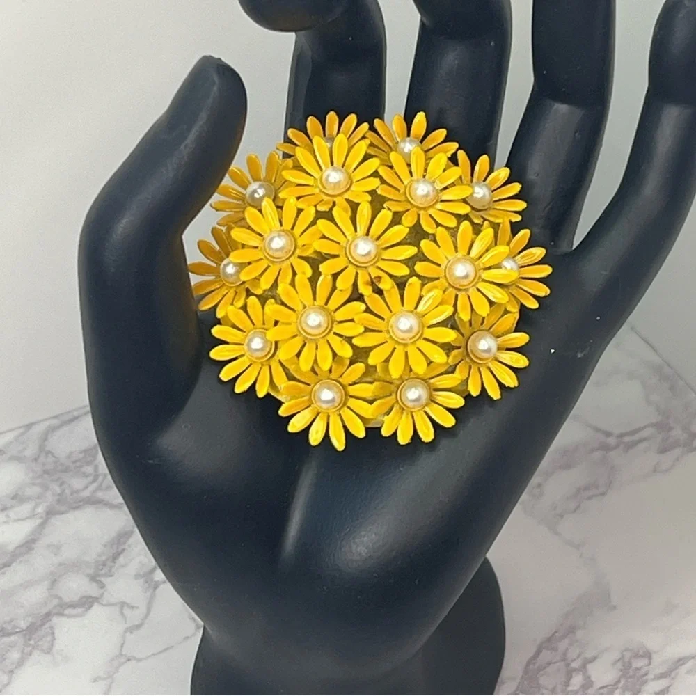 Vintage Yellow Daisy Pearl Metal Flower Brooch Vibrant Retro